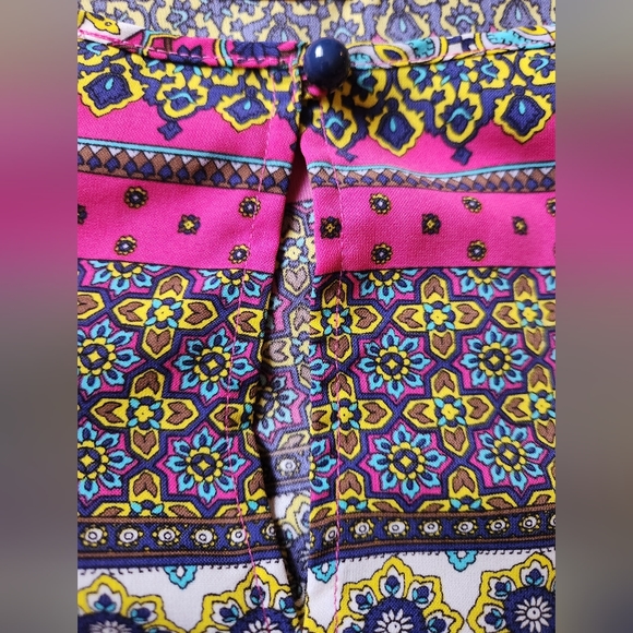 Moonlight Multicolor Boho Pattern - Medium - Picture 3 of 4